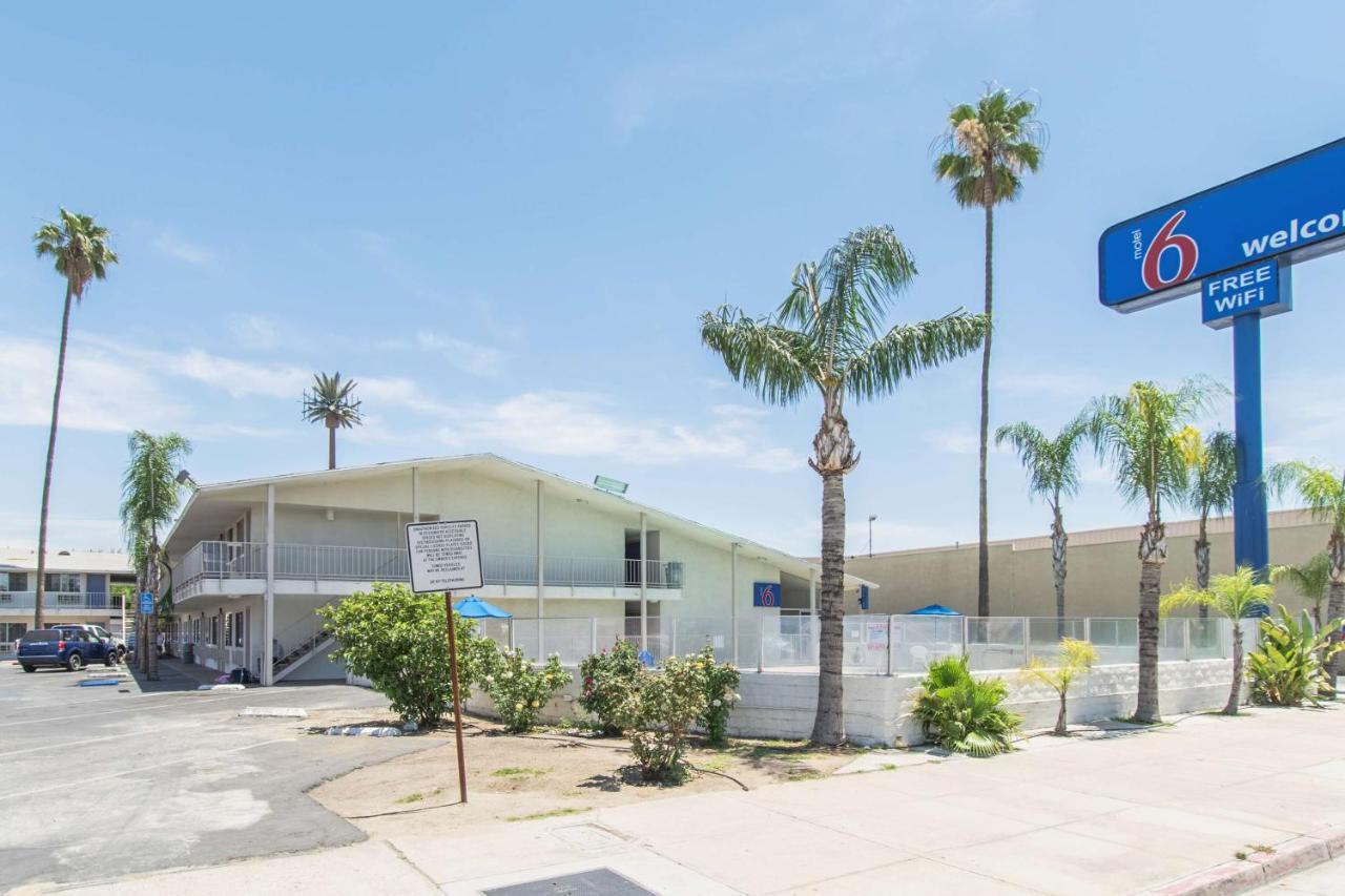 Motel 6 Бейкерсфилд Экстерьер фото