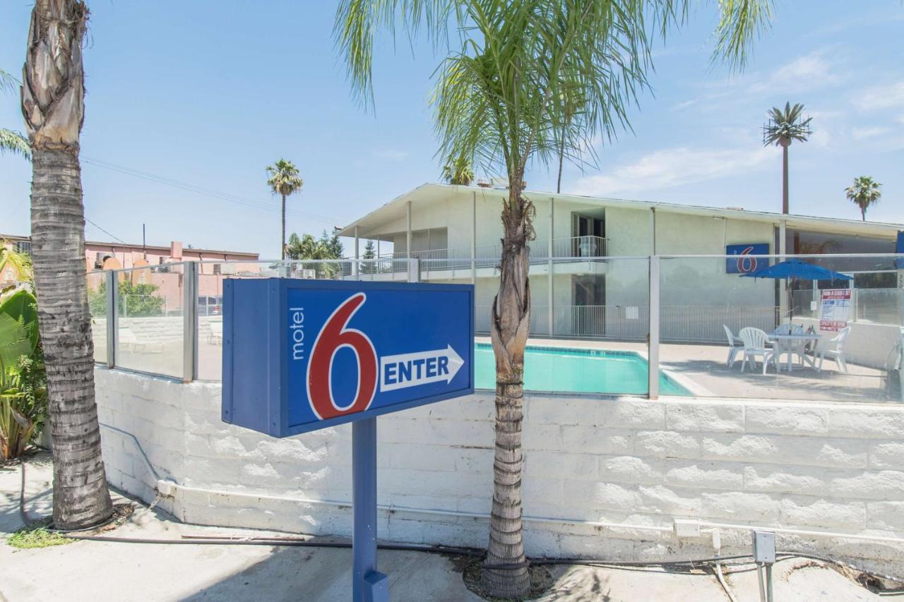 Motel 6 Бейкерсфилд Экстерьер фото