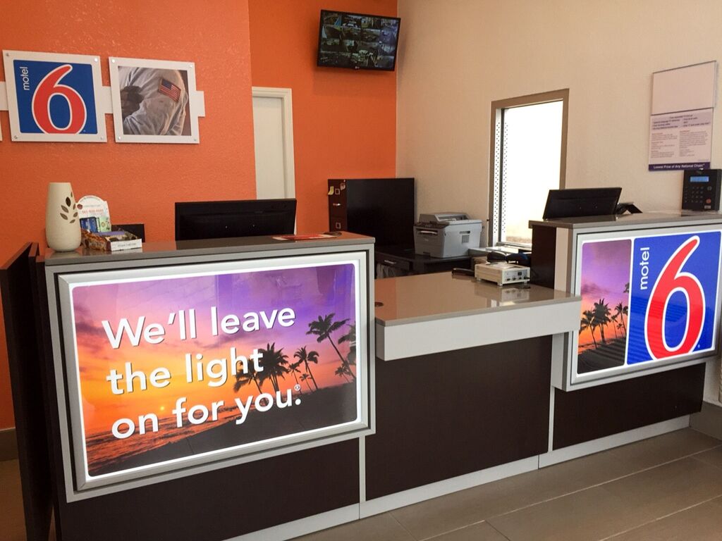Motel 6 Бейкерсфилд Интерьер фото